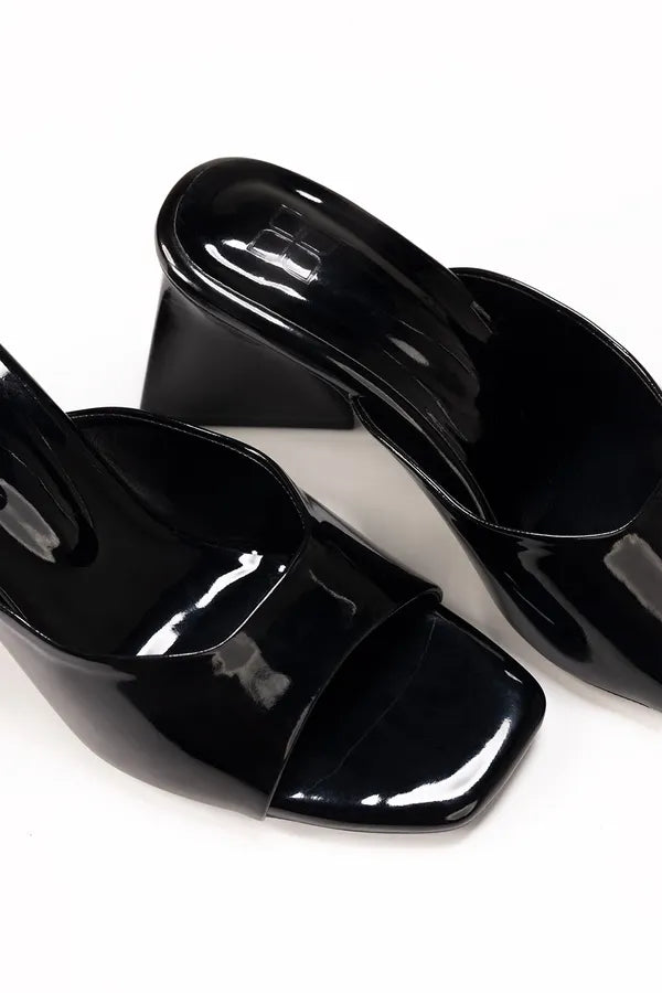 Women Black Heels
