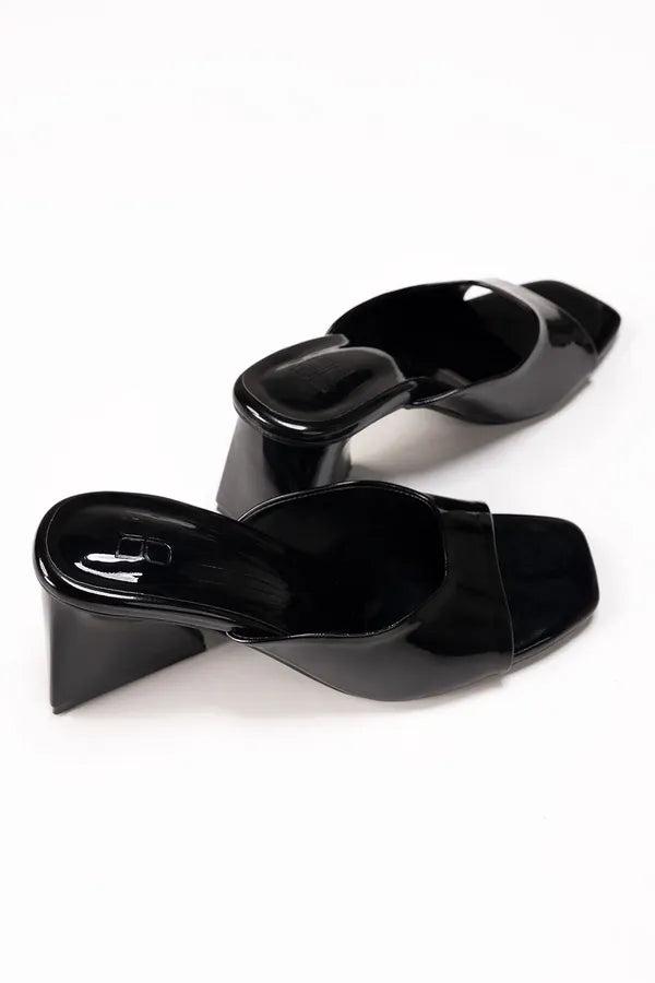 Women Black Heels