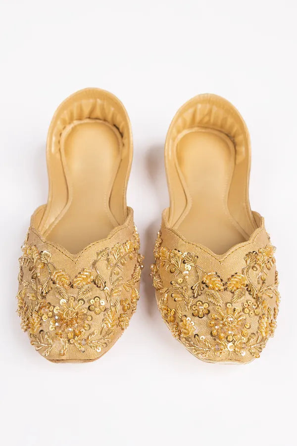 Women Golden Khussa