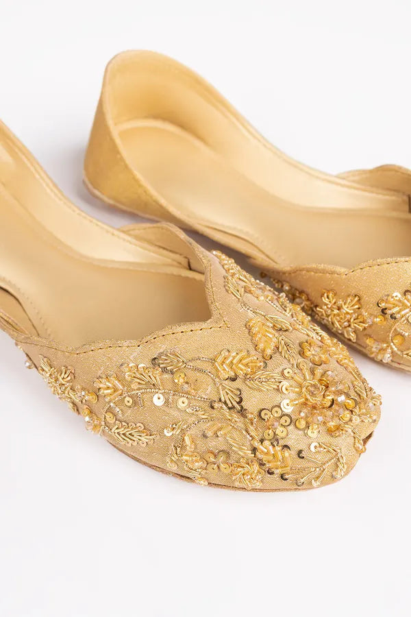 Women Golden Khussa